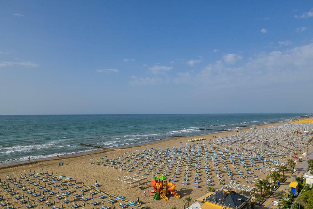 Hotel Souvenir Lido di Jesolo Eksteriør bilde