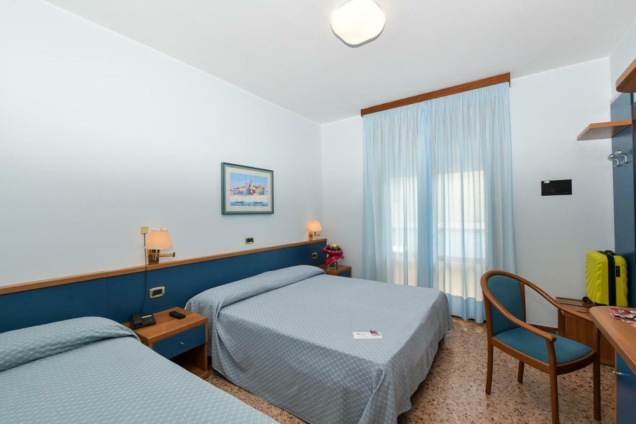 Hotel Souvenir Lido di Jesolo Eksteriør bilde